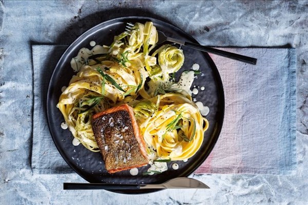 Creamy leek fettuccine with crispy salmon