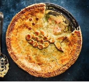 Creamy leek, potato, cheddar & chive fish pie