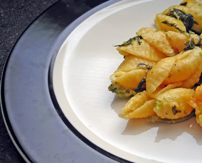 Creamy macaroni and cheese with rapini