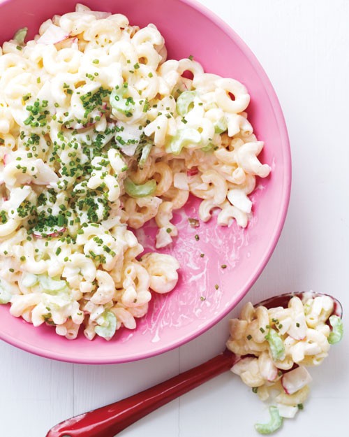 Creamy macaroni salad