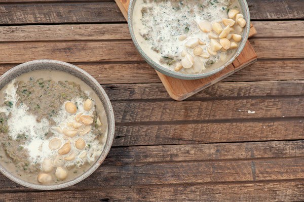 Creamy mushroom & spinach soup