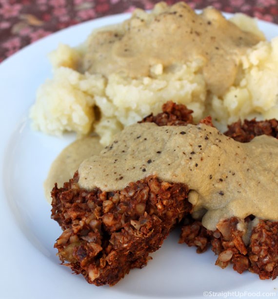 Creamy mushroom gravy