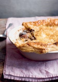 Creamy mushroom, leek and chestnut pie