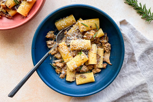 Creamy mushroom pasta with vegetarian sausage