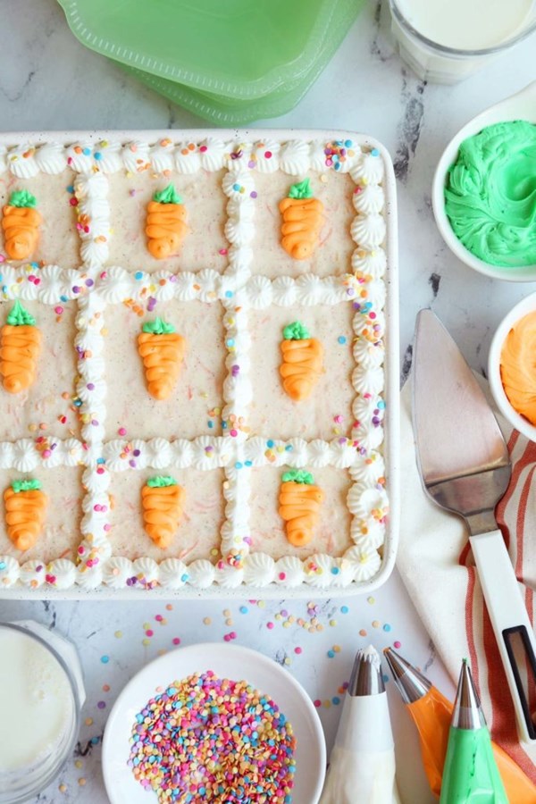 Creamy no-bake carrot cake