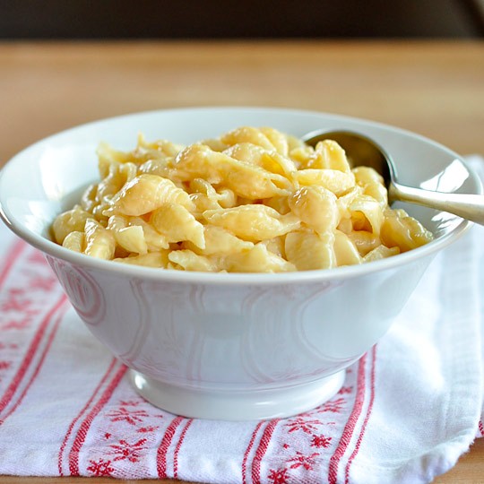 Creamy no-roux stove top macaroni and cheese