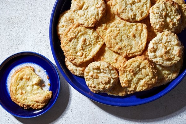 Creamy orange cookies