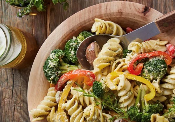 Creamy pasta primavera 