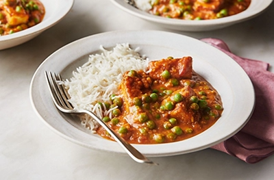 Creamy pea & paneer curry