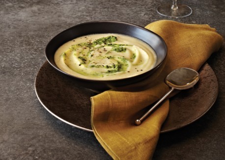 Creamy pear and celery root soup with pesto swirl