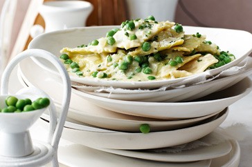 Creamy peas and pillows