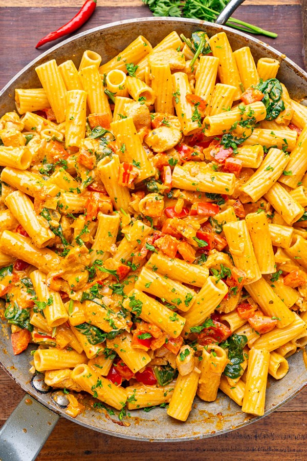 Creamy peri peri chicken pasta