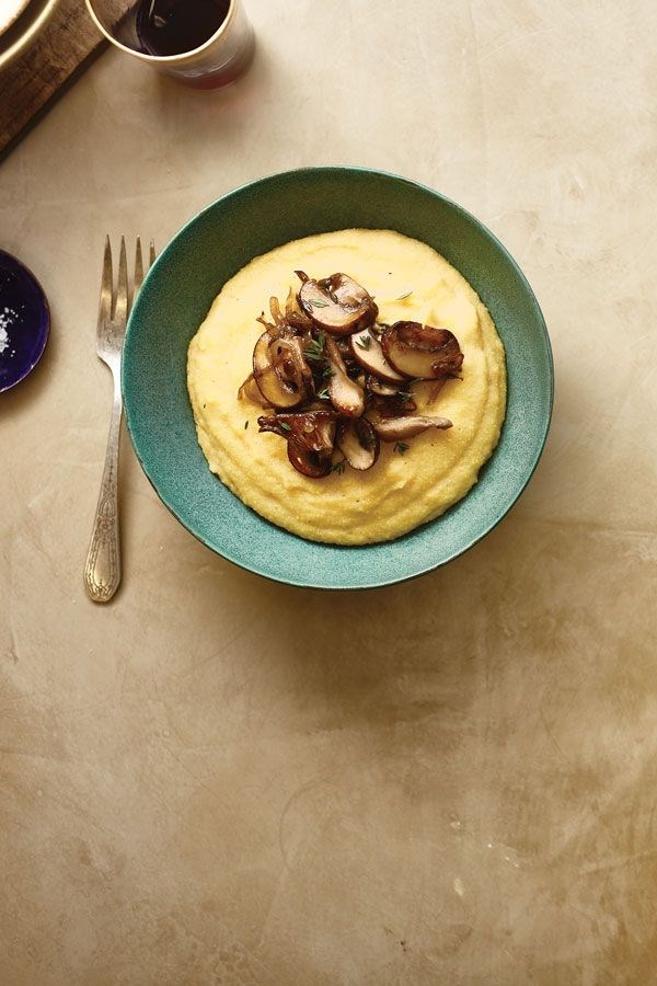 Creamy polenta with mushroom ragoût