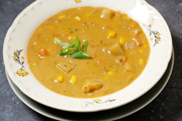 Creamy potato chowder