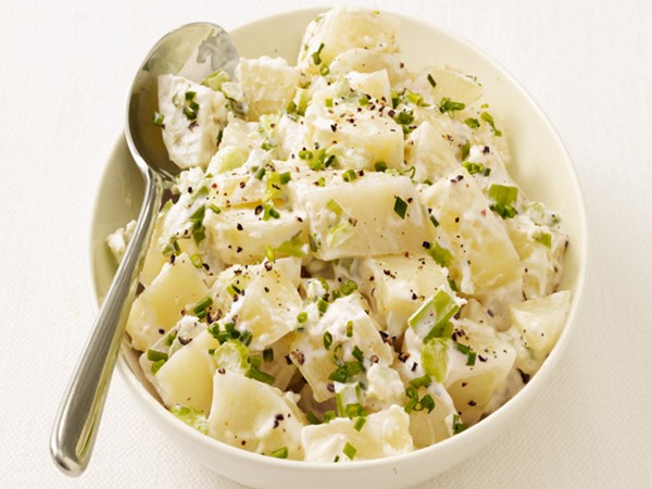 Creamy potato salad