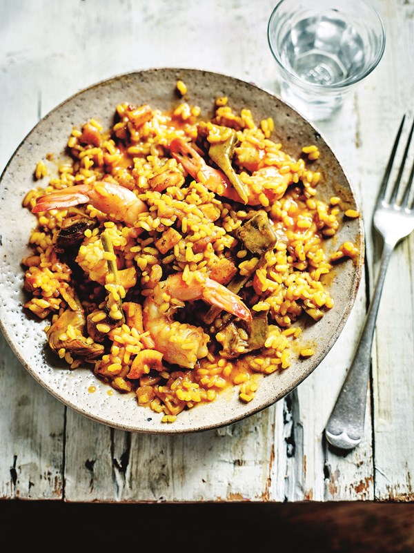 Creamy rice with prawns and artichokes (Arroz meloso de gambas y alcachofas) recipe Eat Your Books