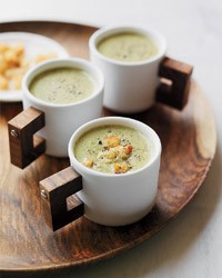 Creamy roasted broccoli soup