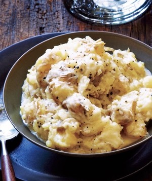 Creamy smashed potatoes
