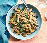 Creamy spinach & mushroom penne