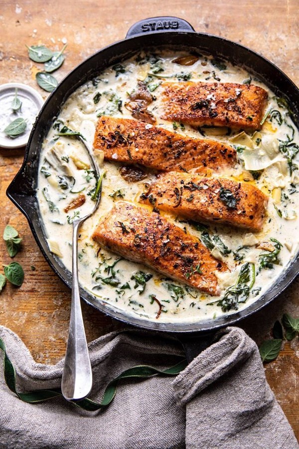 Creamy spinach and artichoke salmon