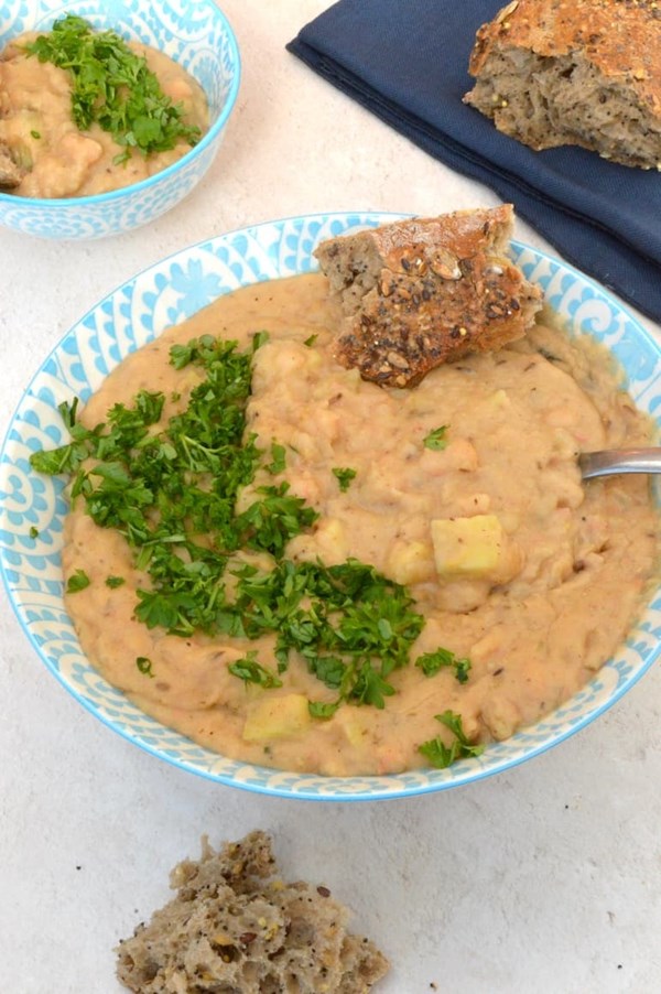 Creamy tahini white beans