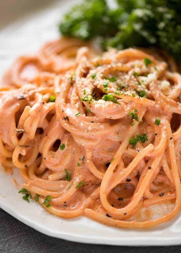 Creamy tomato pasta