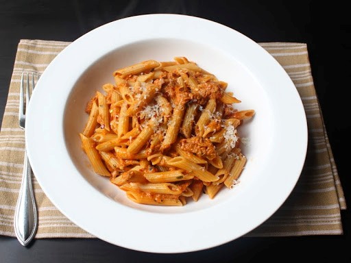 Creamy tomato tuna penne pasta