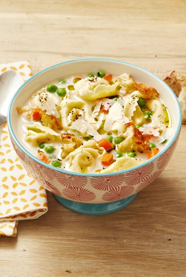 Creamy tortellini soup