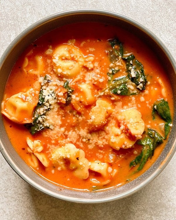 Creamy tortellini soup