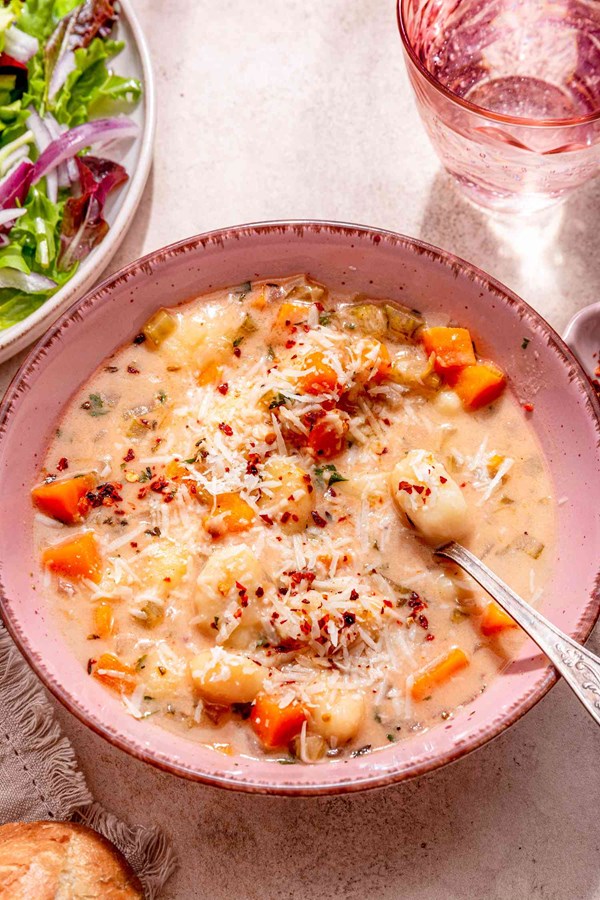 Creamy vegetable dumpling soup