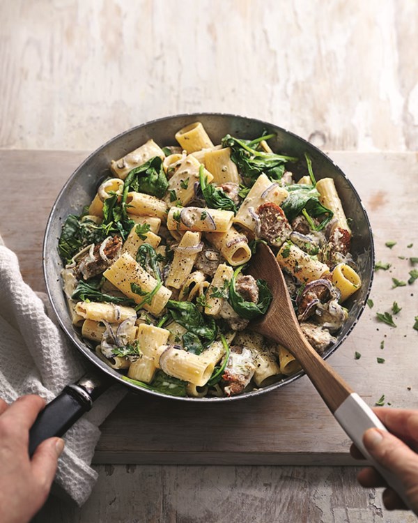 Creamy veggie sausage and spinach pasta