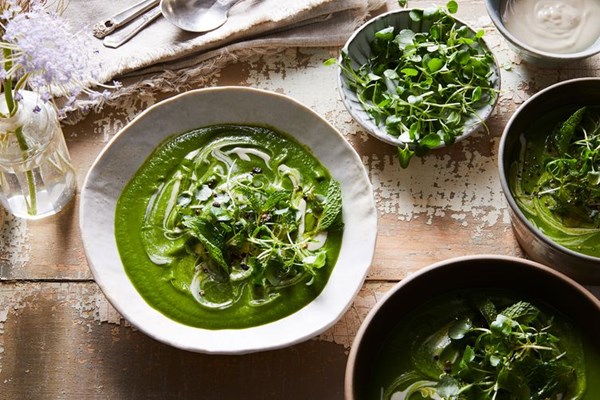 Creamy watercress, pea & mint soup