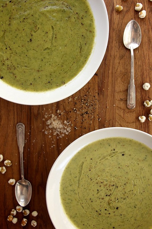 Creamy zucchini tarragon soup