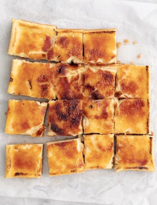 Crème brûlée cheesecake bars