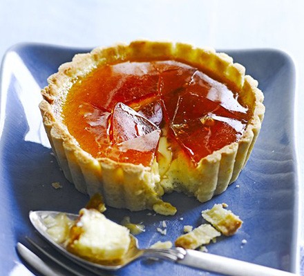 Crème brûlée tartlets