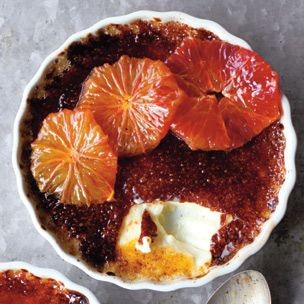 Crème brûlée with caramelized blood oranges