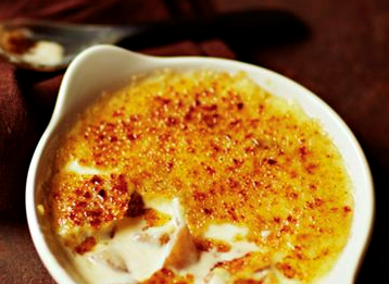 Crème Catalan with pears and Amontillado