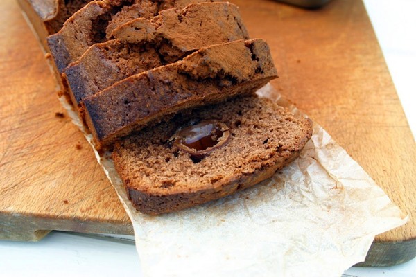 Creme egg chocolate loaf cake