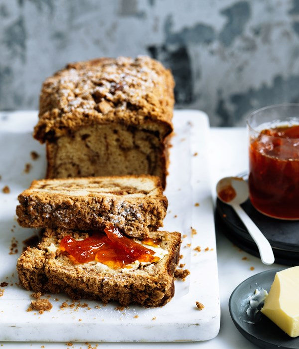 Crème fraîche crumble cake with grapefruit marmalade