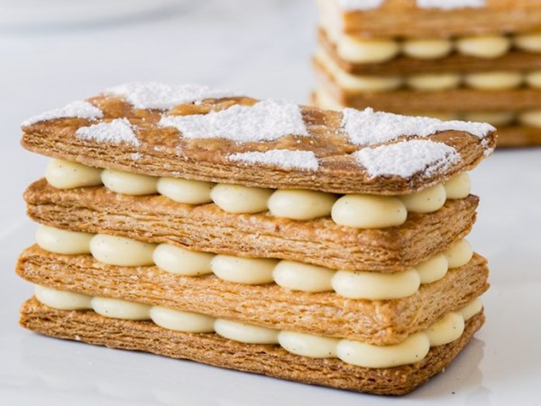 Crème fraîche pastry cream