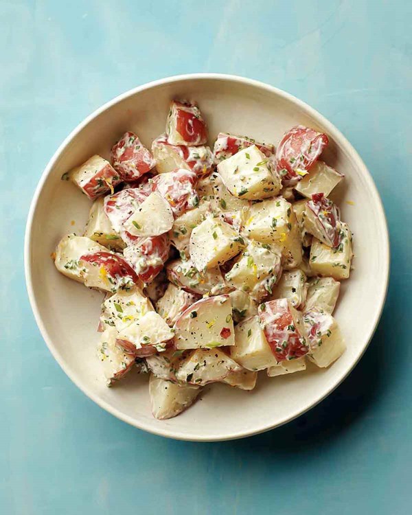 Crème fraîche potato salad