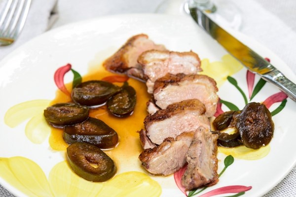 Creole duck breast with sweet and sour figs