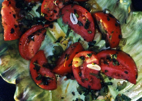 Creole marinated tomatoes