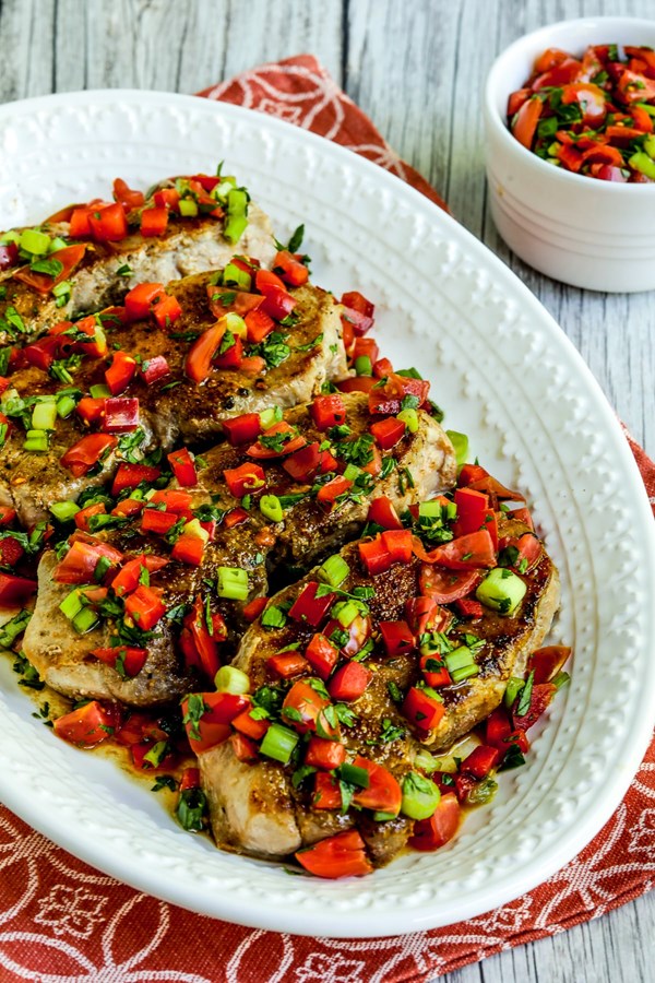 Creole pork chops with tomato-pepper relish