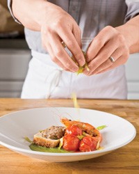 Creole stuffed tofu