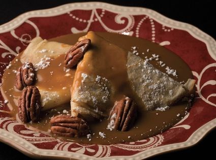 Crepes with goat's milk caramel (Crepas de cajeta)