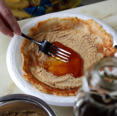 Crêpes with maple sugar and syrup (Crêpes au sucre et au sirop d'érable)