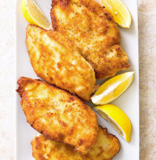 Crisp breaded chicken cutlets with garlic and oregano