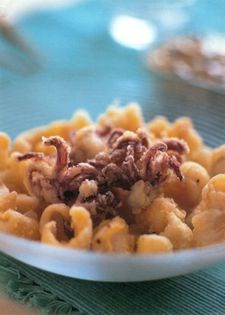 Crisp-fried squid with black bean aïoli