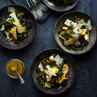 Crisp kalette, apple and cheese salad
